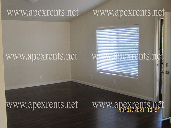 3rd image of 3836 El Oro St