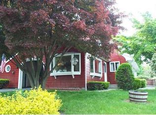 5 Sunview St, Lincoln, RI 02865