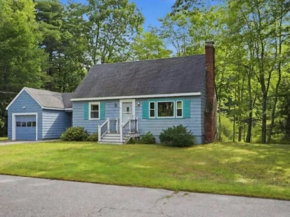 7 Fran Avenue, Plaistow, NH 03865