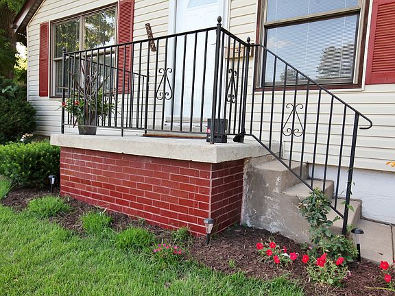 5th image of 5207 Langley Ave