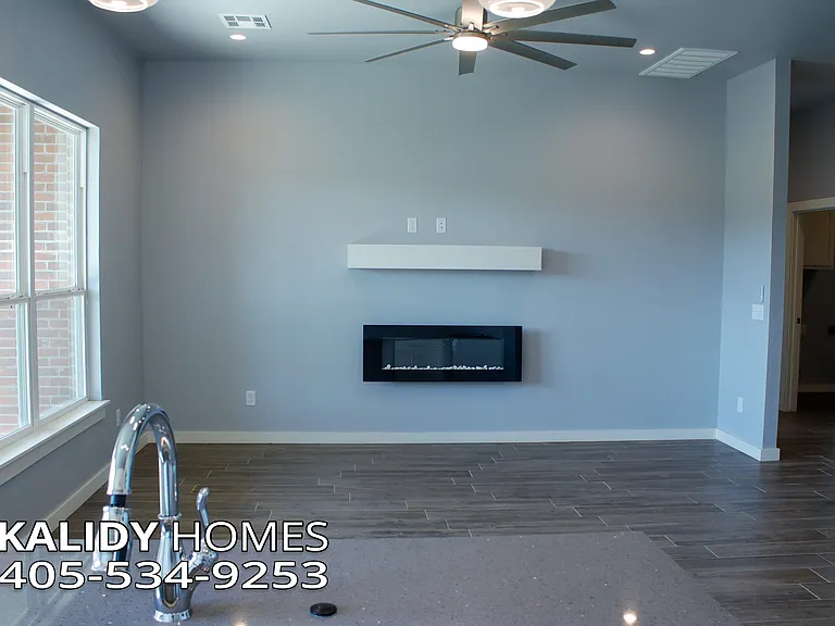 521 Remington Ave — Photo 5