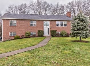 102 Kings Ct, Wexford, PA