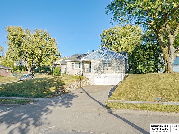2nd image of 2405 S 46th Ave