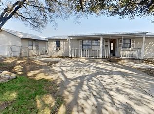 3314 Jay Bird Ln, Springtown, TX 76082