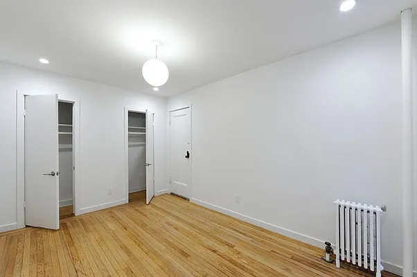 Rented by Aether Property Group | media 22