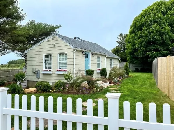 1143 Point Judith Rd, Narragansett, RI 02882