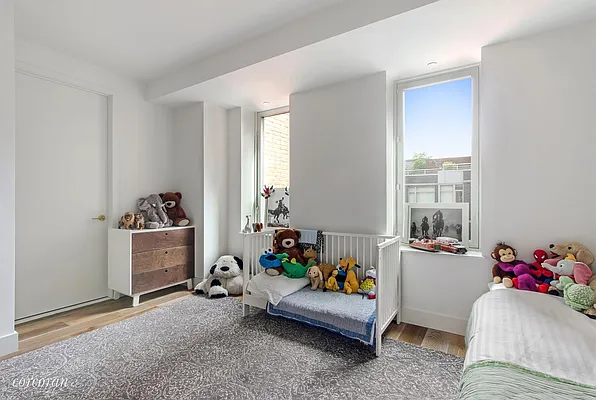 Sold by Corcoran | media 6