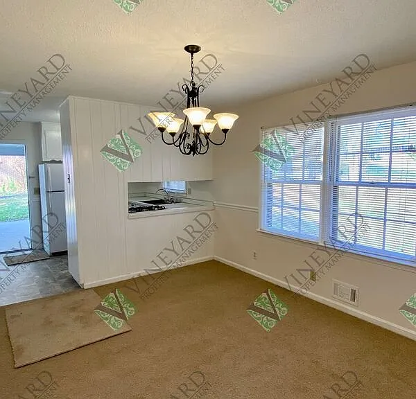 687 Bounty Dr — Photo 8