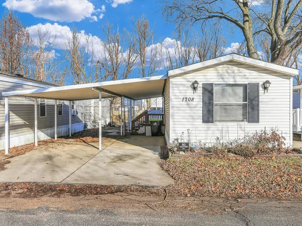 1708 Wilson Rd, Urbana, IL 61802