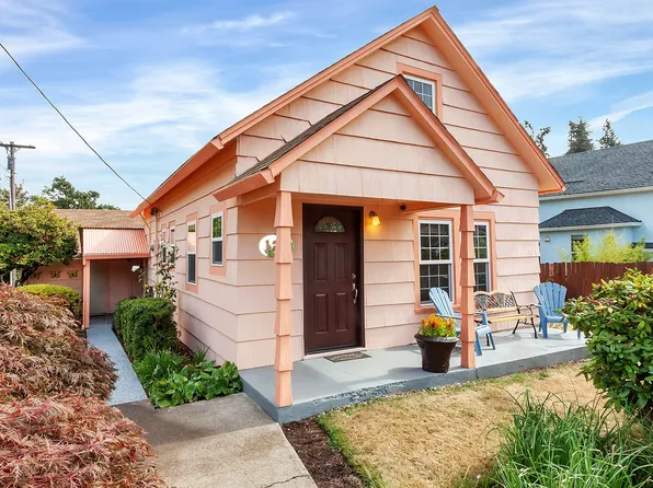 128 Jersey Ave, Oregon City, OR 97045