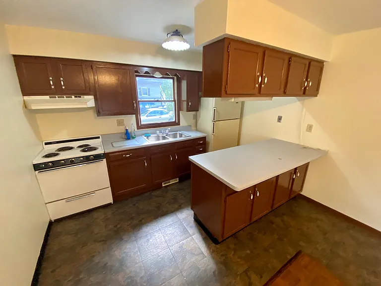 3152 Losey Blvd S #A — Photo 8