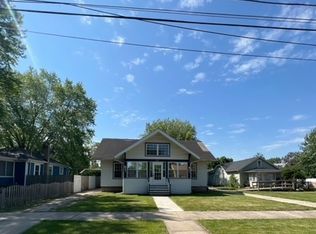 637 Slade Ave, Elgin, IL 60120