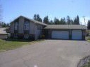 2350 Leonard St, Duluth, MN 55811