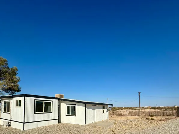 880 Friendship Ave, Twentynine Palms, CA 92277