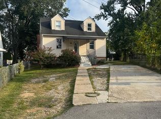 1722 Hall Ave, Halethorpe, MD 21227