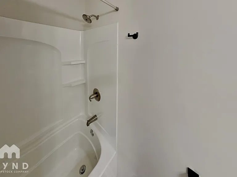 8539 Sharonbrook Dr — Photo 11
