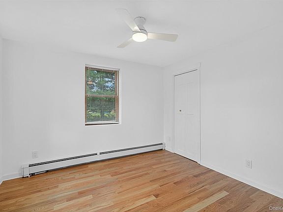 4th image of 85 Holloran Road