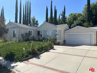 18154 Rancho St, Tarzana, CA, 91356