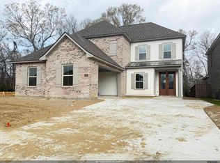 36250 Belle Parc Ave, Geismar, LA 70734