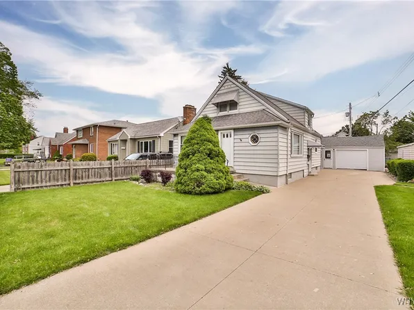 77 Tamarack St, Buffalo, NY 14220