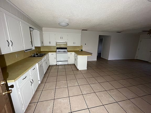 2nd image of 1479 County Road 186 E #6