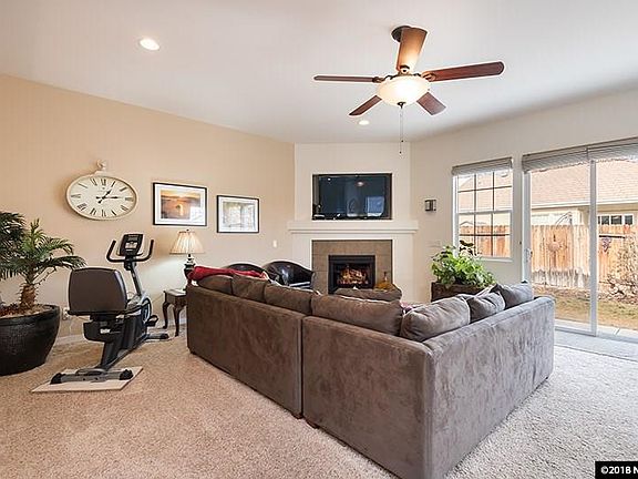 4th image of 1156 Oasis Park Dr