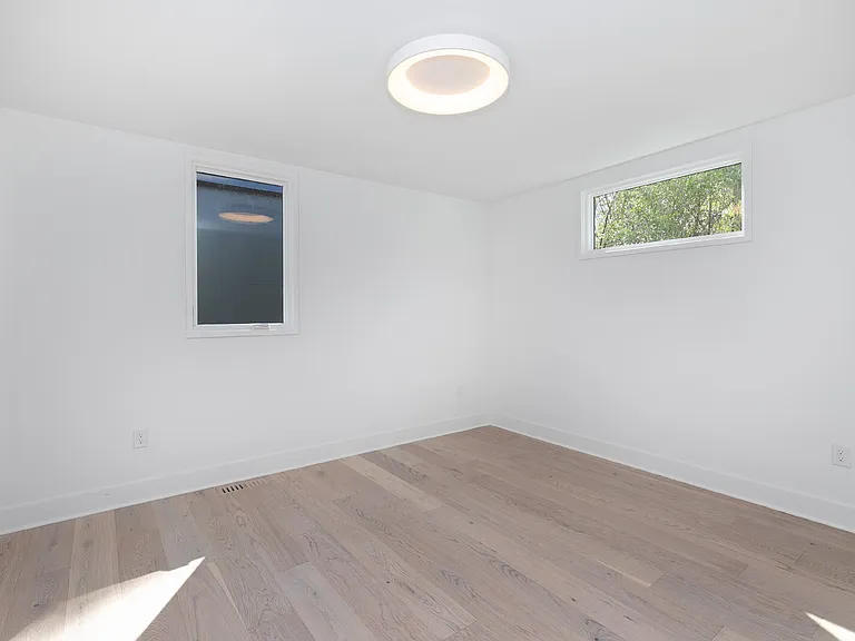 2161 Mayview Rd — Photo 28