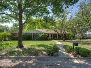 2018 Redbud Rd, Gainesville, TX 76240
