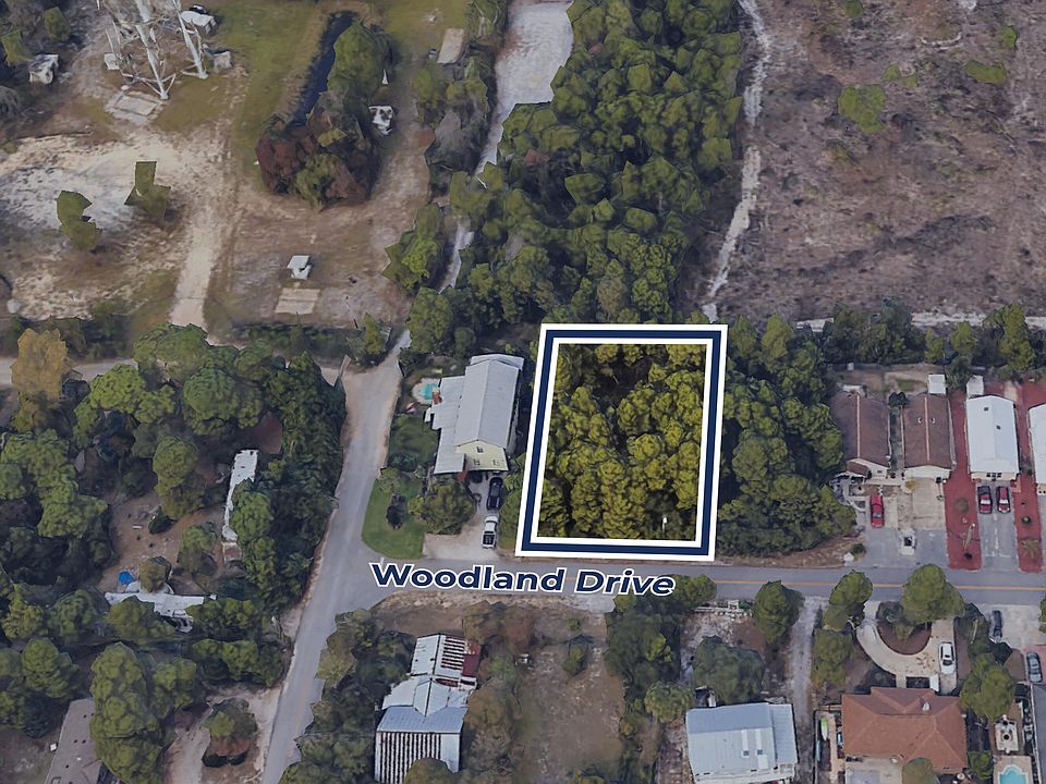 1st image of 2 Woodland Dr