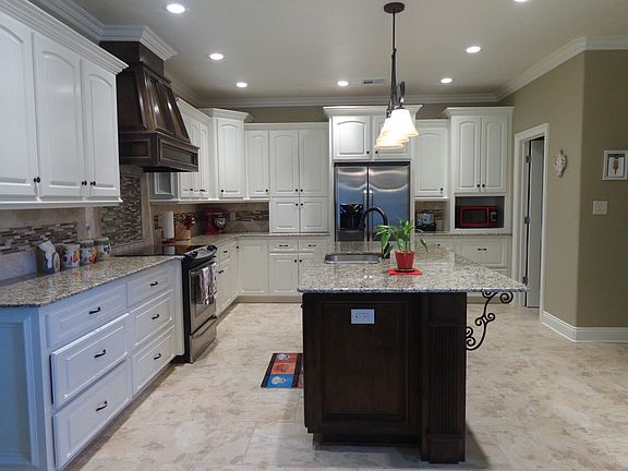 5th image of 323 Believers Ln #L