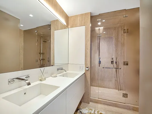 Sold by Sotheby's International Realty | media 7