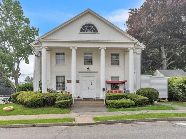 40 Church St, Ware, MA 01082
