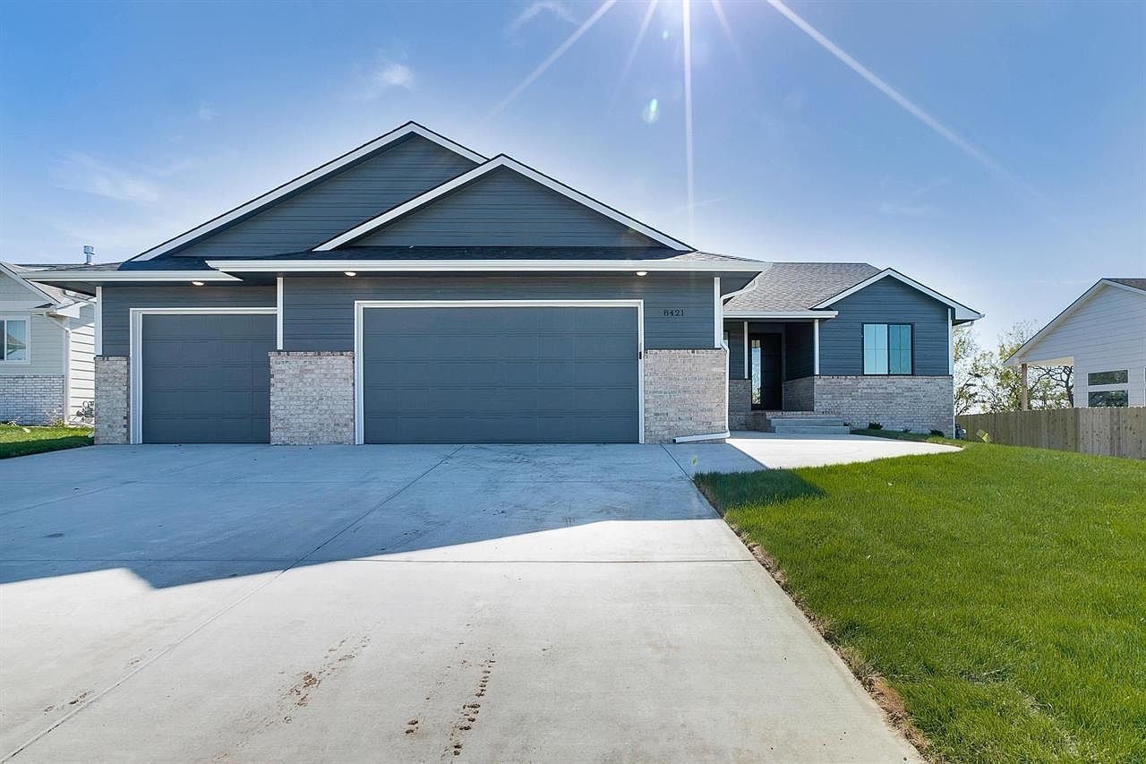 8421 E Bradford Ln, Wichita, KS 67210 Zillow