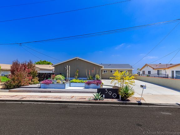4th image of 590 Tiffany Way