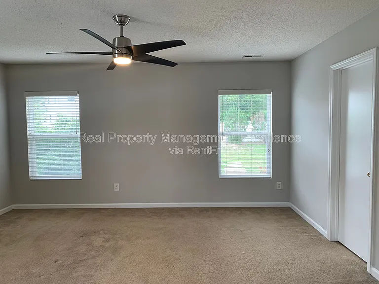 173 Steam Engine Way — Photo 18