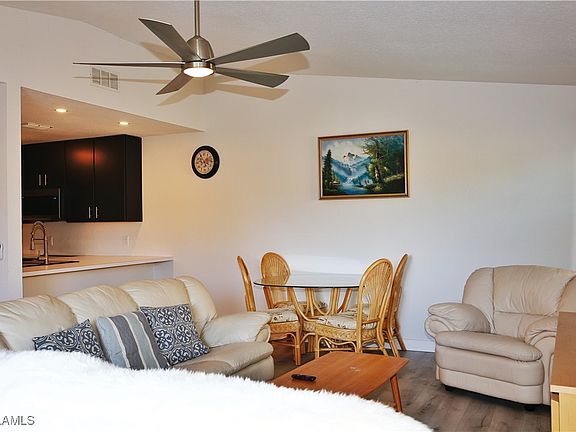 5th image of 6356 Royal Woods Dr