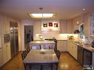 3rd image of 1055 Ross Cir