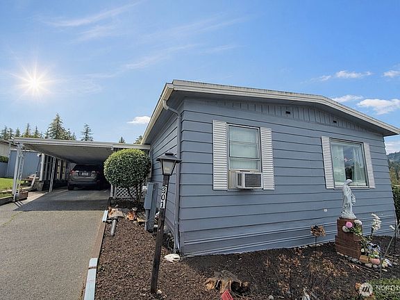 3rd image of 1200 Lincoln Street #301