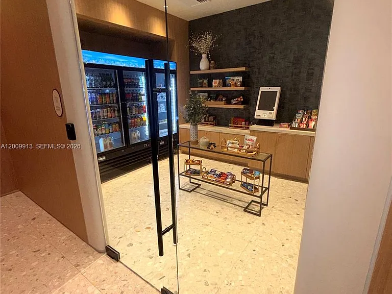 77 SE 5th St #1811 — Photo 41