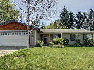 3002 Seckel St, Medford, OR 97504