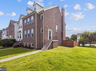 661 Springhouse Sq SE, Leesburg, VA 20175