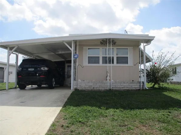 38540 Beniger Dr, Zephyrhills, FL 33540