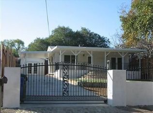 49 Mountain View St, Oak View, CA 93022