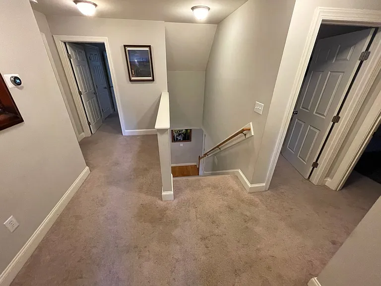 34 Woodbury Ln — Photo 26