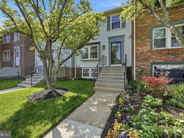 5227 Pleasure Cove Ct, Alexandria, VA 22315