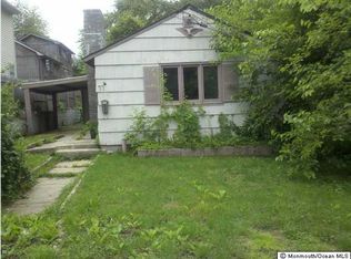 77 Salem Pl, Cliffwood, NJ 07721