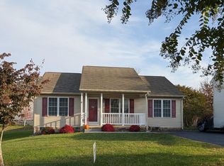 1126 Gearhart Rd SE, Roanoke, VA 24014