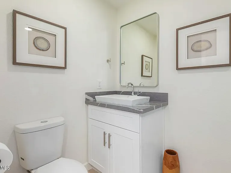 3rd bathroom with full shower