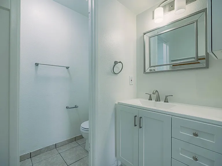 1650 N 87th Ter #27B — Photo 26