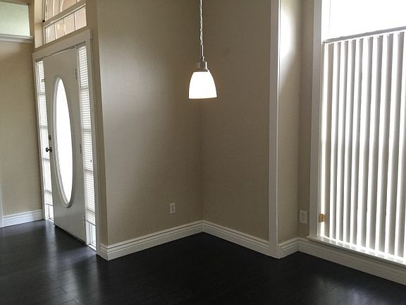 4th image of 7157 Coral Cove Dr